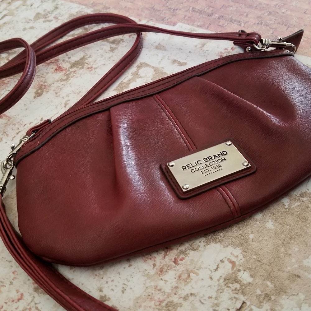 Relic Crossbidy Clutch
